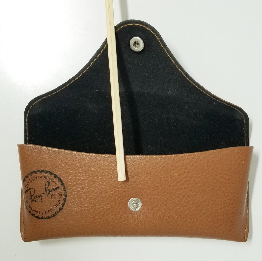 Ray-Ban Tan Leather Structured Sunglass/Reader Protective Case - Picture 8 of 10